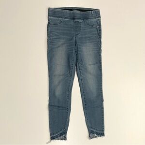 OLD NAVY ROCKSTAR MIDRISE RAW HEM STRETCHY WAISTBAND JEANS